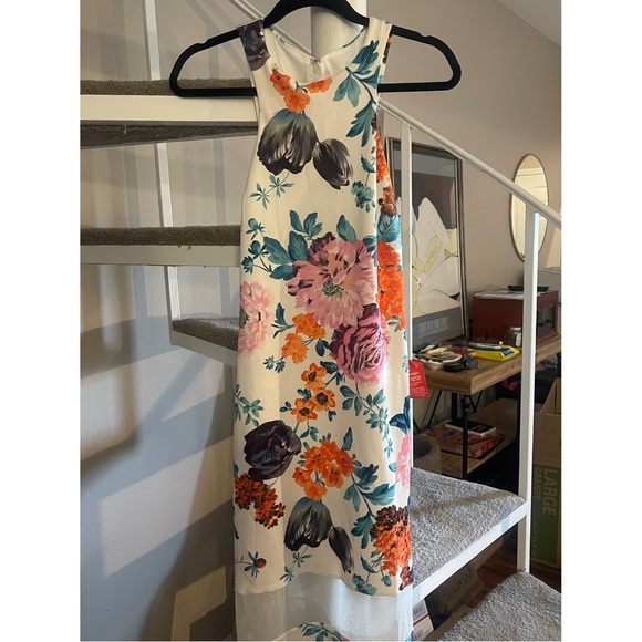 NWT ASOS Mesh Panel Cutaway Neck Floral Bodycon
Midi Dress - Picture 5 of 7